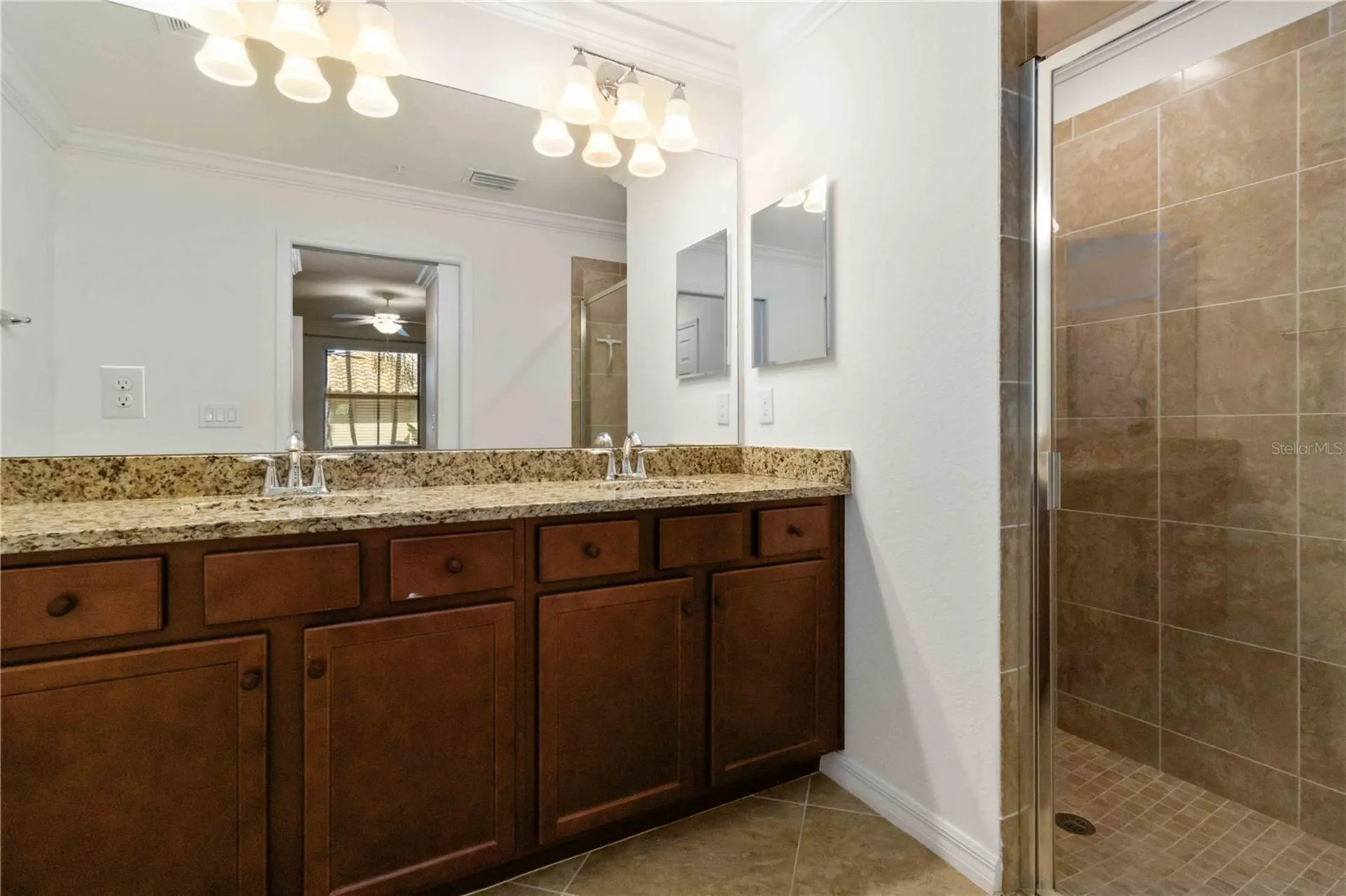 5614 Palmer Circle Bradenton FL 34211