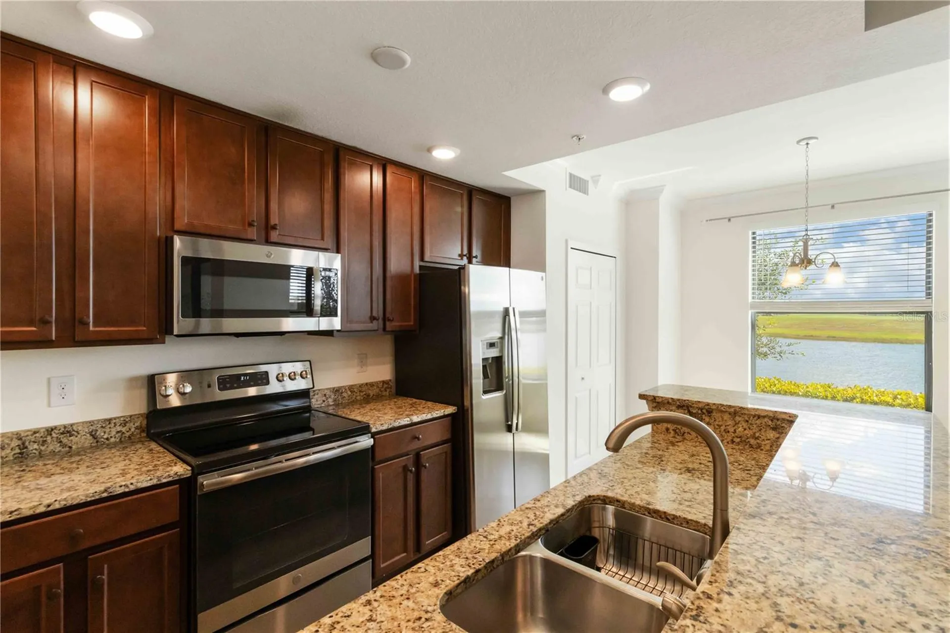5614 Palmer Circle Bradenton FL 34211