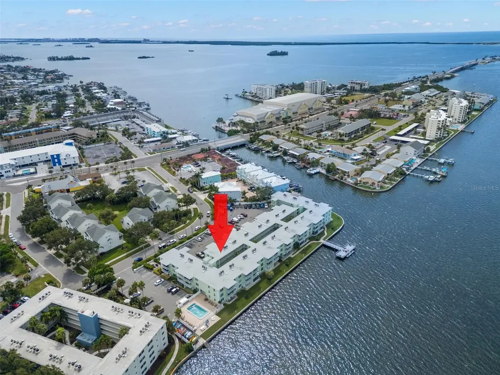 464 N Paula Drive Dunedin FL 34698