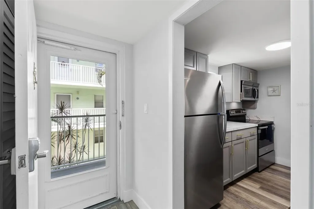 464 N Paula Drive Dunedin FL 34698