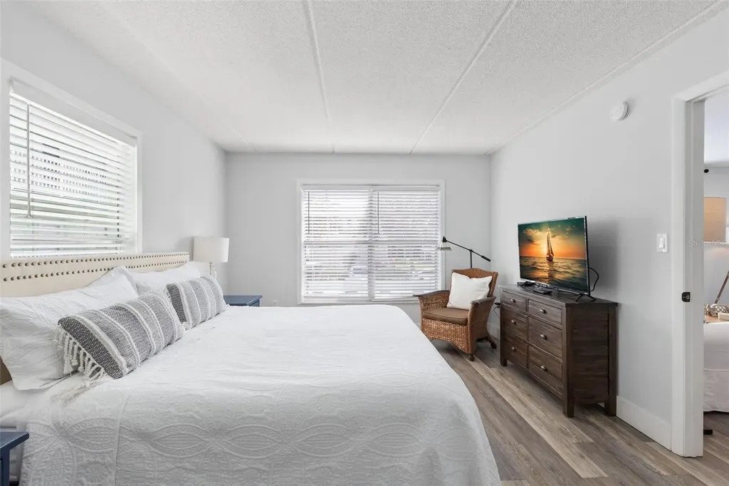 464 N Paula Drive Dunedin FL 34698