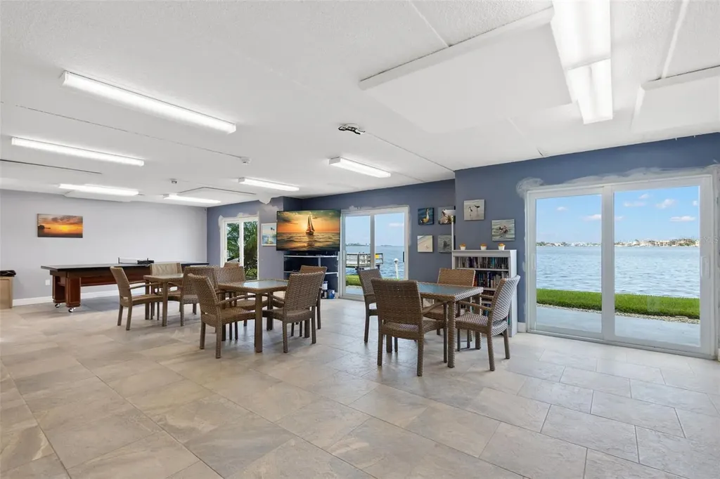 464 N Paula Drive Dunedin FL 34698