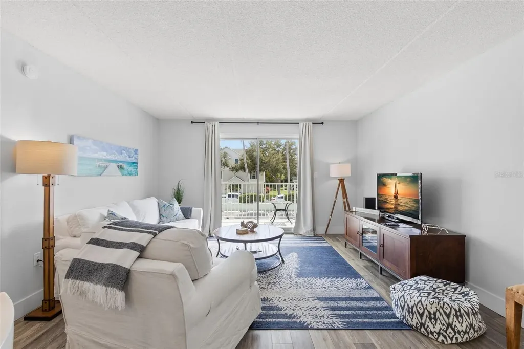 464 N Paula Drive Dunedin FL 34698