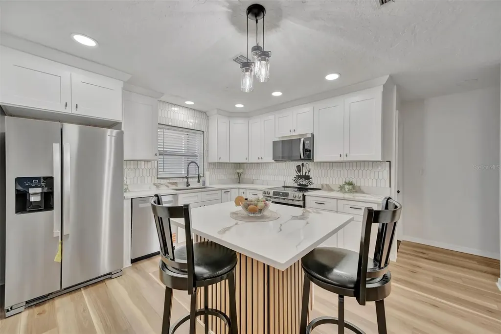 6209 Flamingo Drive Apollo Beach FL 33572