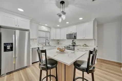 6209 Flamingo Drive Apollo Beach FL 33572