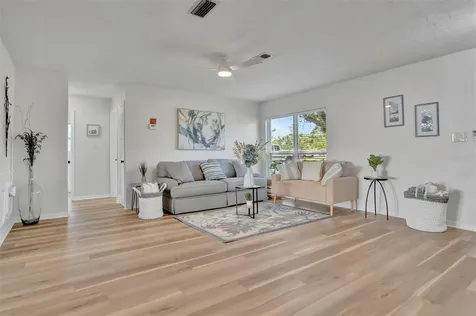 6209 Flamingo Drive Apollo Beach FL 33572
