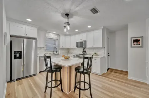 6209 Flamingo Drive Apollo Beach FL 33572