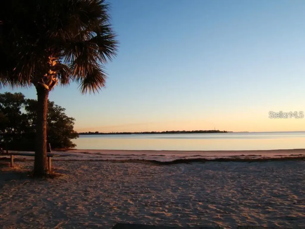 1-2 Green Key New Port Richey FL 34652