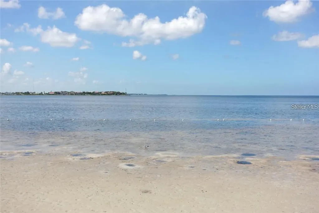 1-2 Green Key New Port Richey FL 34652
