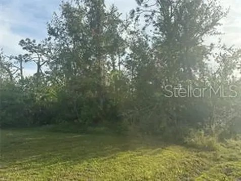 12405 Fairwind Avenue Port Charlotte FL 33981