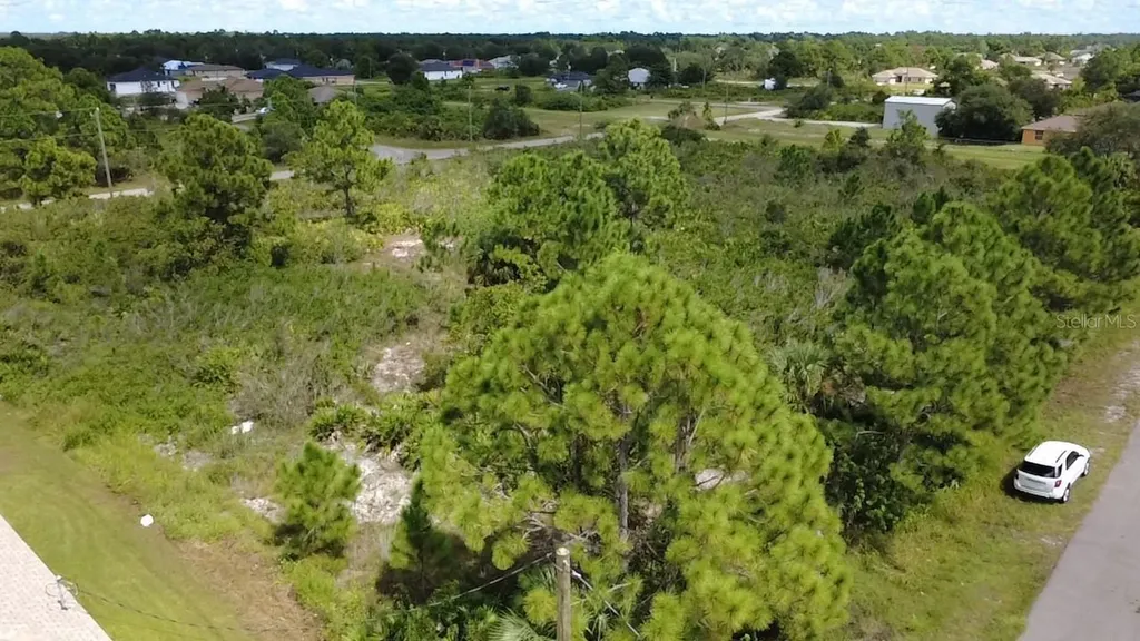 2808 45th Street W Lehigh Acres FL 33971