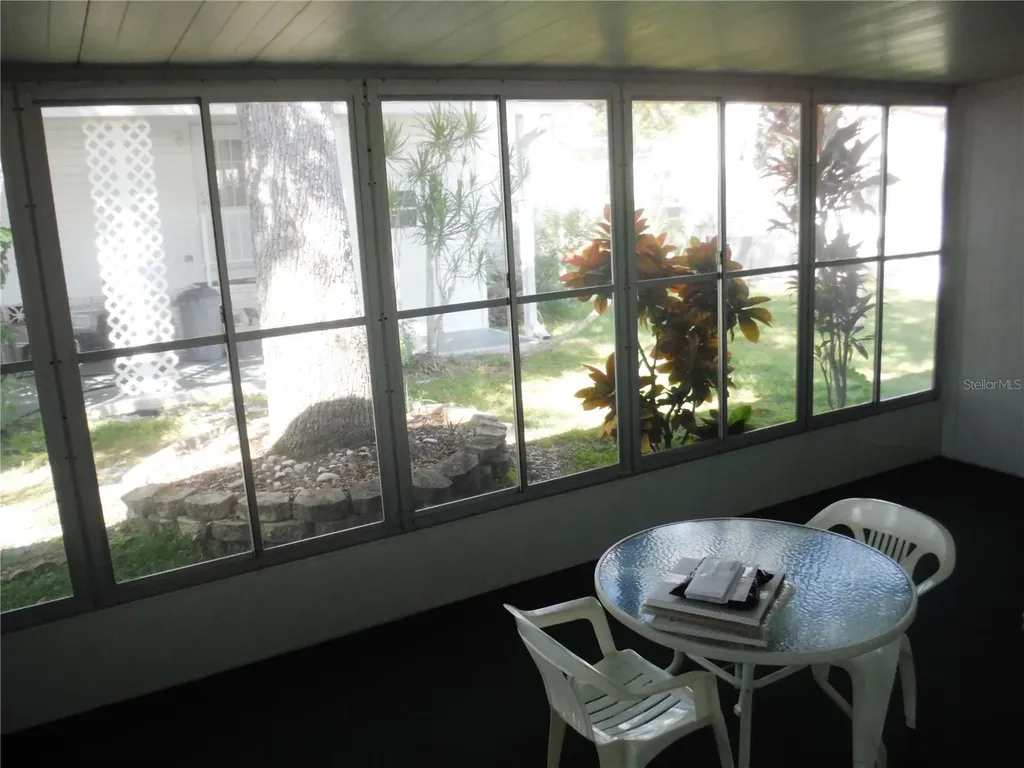 139 Forest Lane Safety Harbor FL 34695