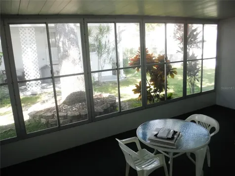 139 Forest Lane Safety Harbor FL 34695