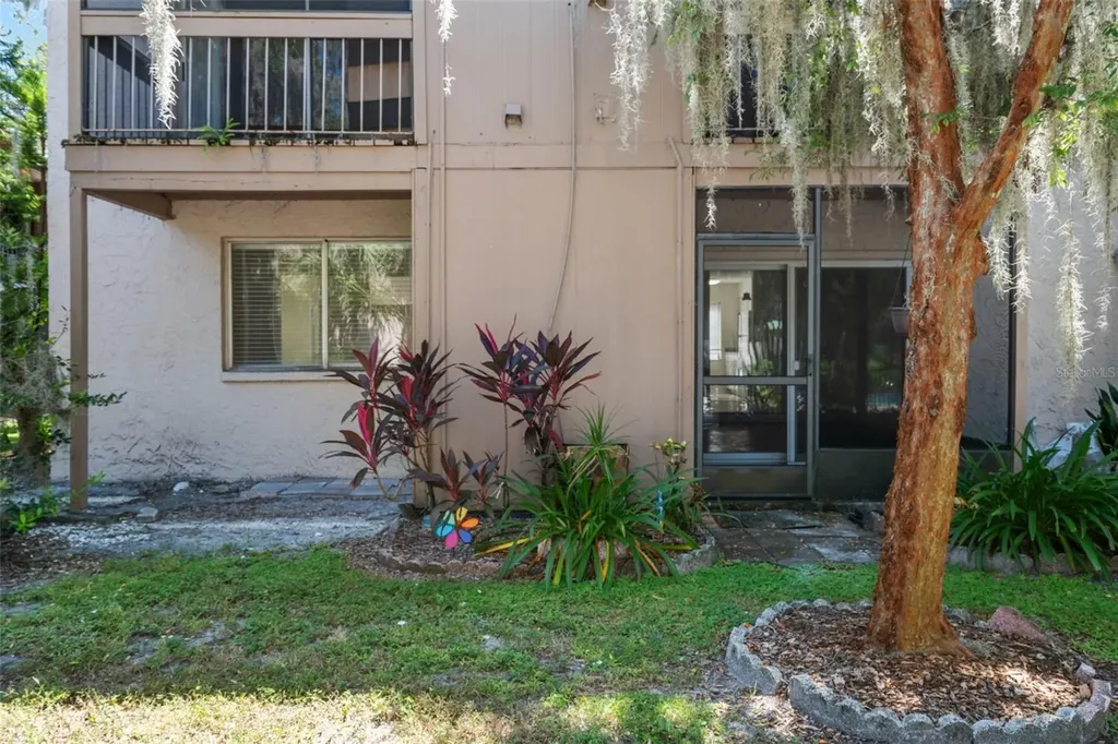 7505 Pitch Pine Circle Tampa FL 33617