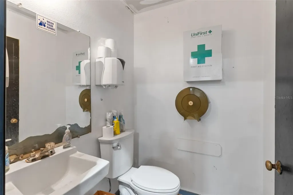 2111 K Ville Avenue Auburndale FL 33823