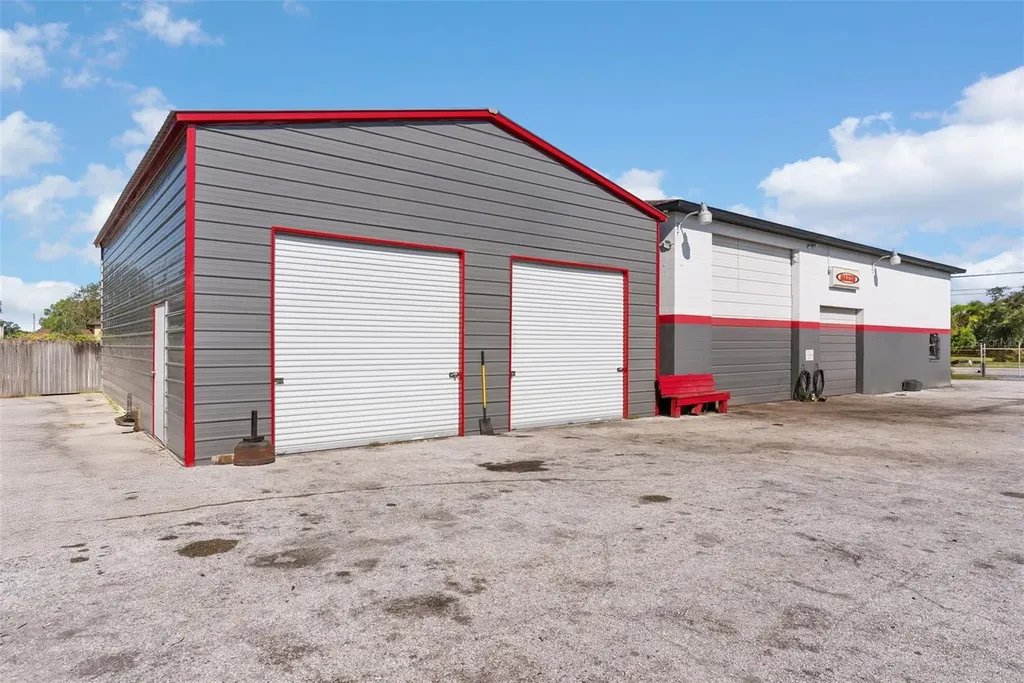 2111 K Ville Avenue Auburndale FL 33823