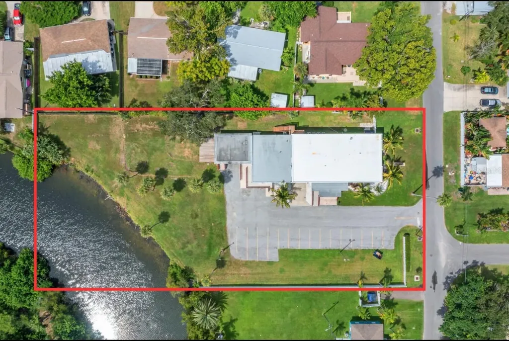 10830 Navajo Drive St Petersburg FL 33708