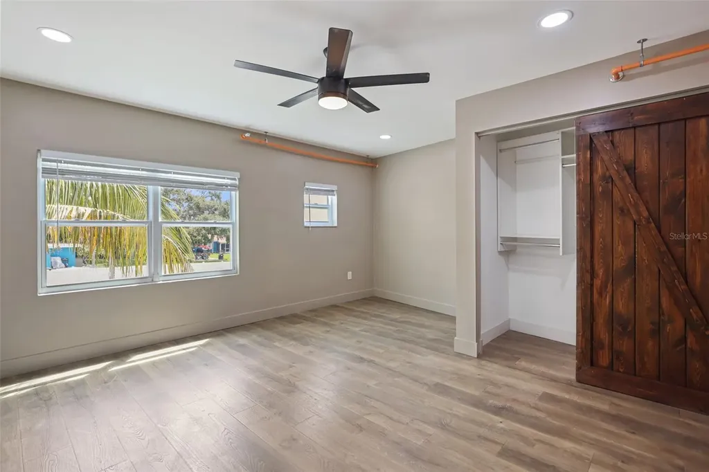 10830 Navajo Drive St Petersburg FL 33708