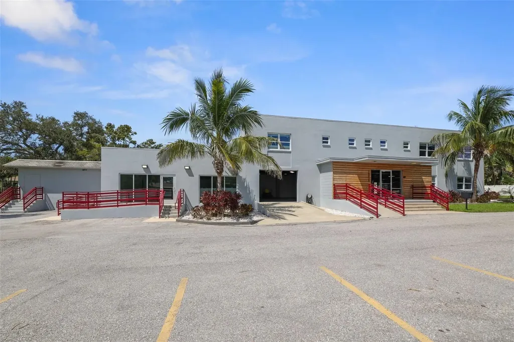 10830 Navajo Drive St Petersburg FL 33708