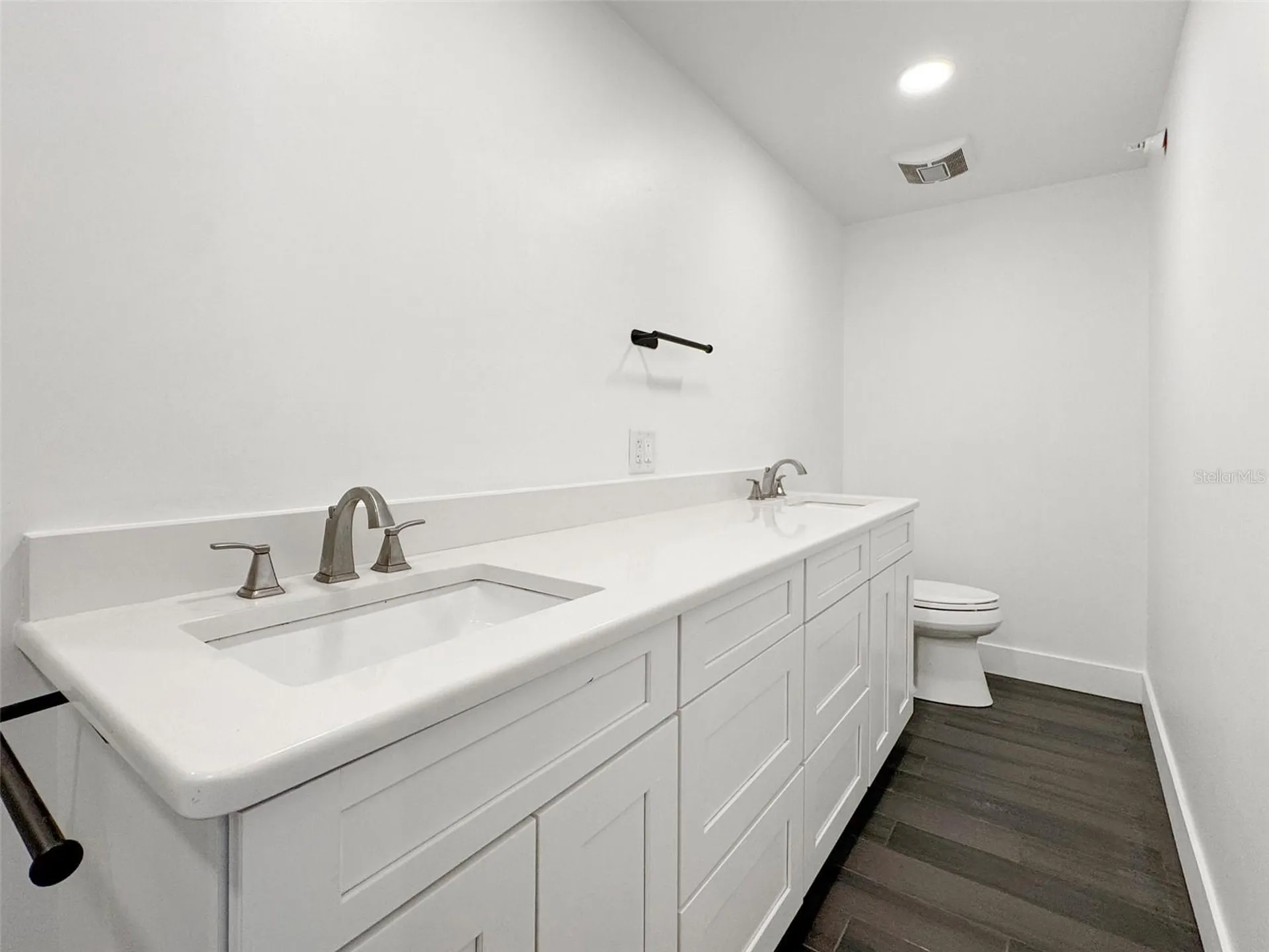 10830 Navajo Drive St Petersburg FL 33708