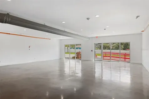 10830 Navajo Drive St Petersburg FL 33708