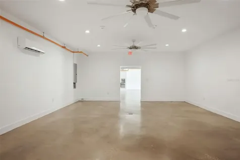 10830 Navajo Drive St Petersburg FL 33708