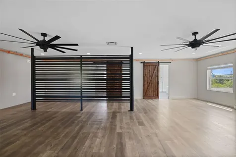 10830 Navajo Drive St Petersburg FL 33708