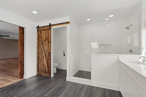 10830 Navajo Drive St Petersburg FL 33708