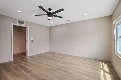 10830 Navajo Drive St Petersburg FL 33708