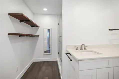 10830 Navajo Drive St Petersburg FL 33708