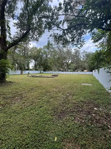 2211 Keuka Avenue Leesburg FL 34748