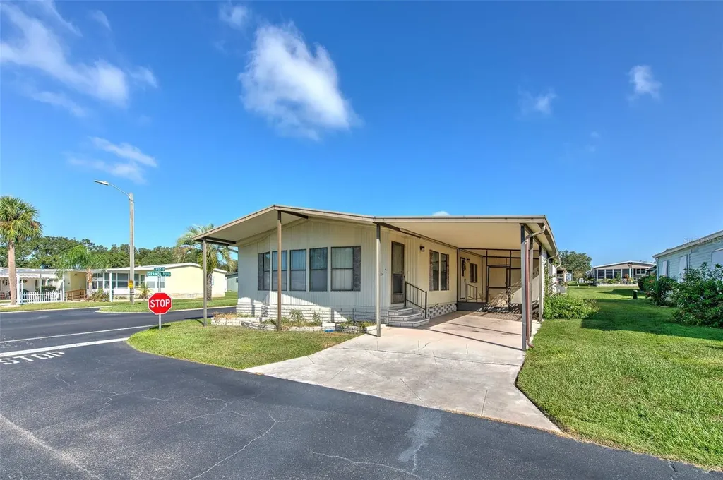 37605 Amigo Drive Zephyrhills FL 33541