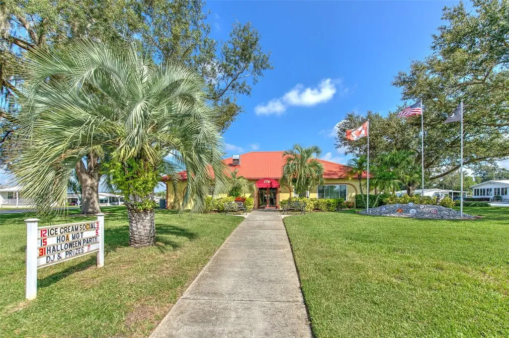 37605 Amigo Drive Zephyrhills FL 33541
