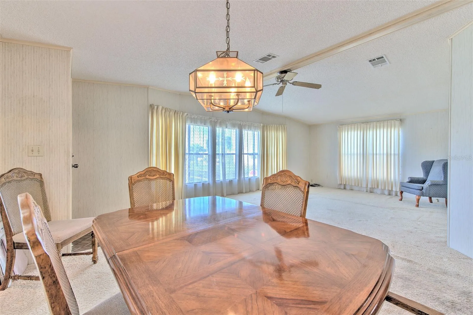 37605 Amigo Drive Zephyrhills FL 33541