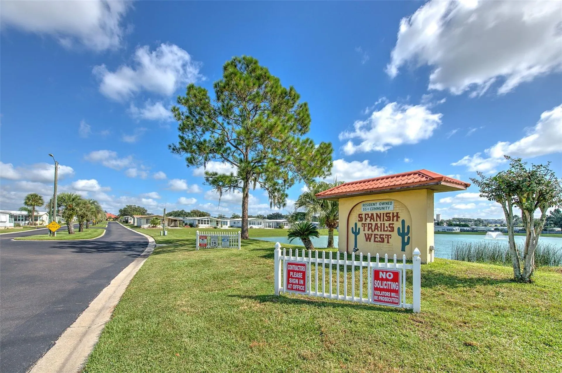 37605 Amigo Drive Zephyrhills FL 33541