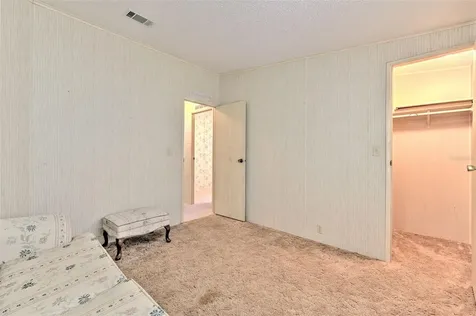 37605 Amigo Drive Zephyrhills FL 33541