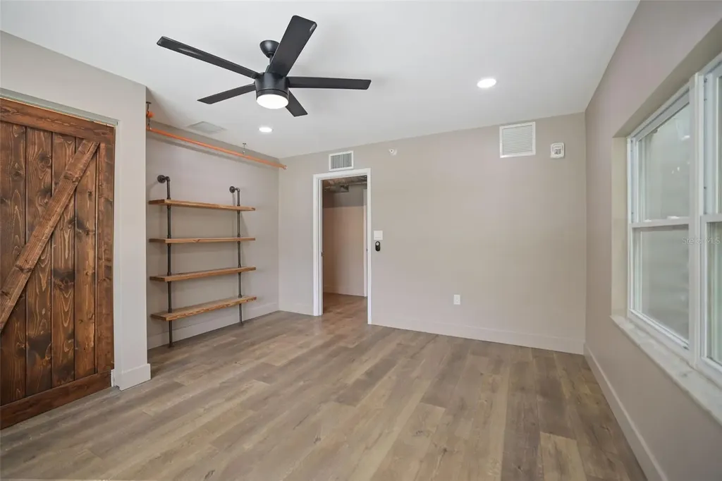 10830 Navajo Drive St Petersburg FL 33708
