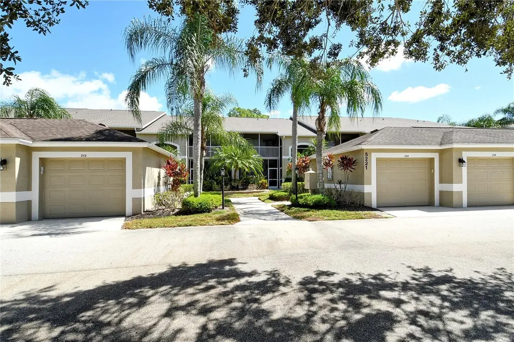 5221 Mahogany Run Avenue Sarasota FL 34241