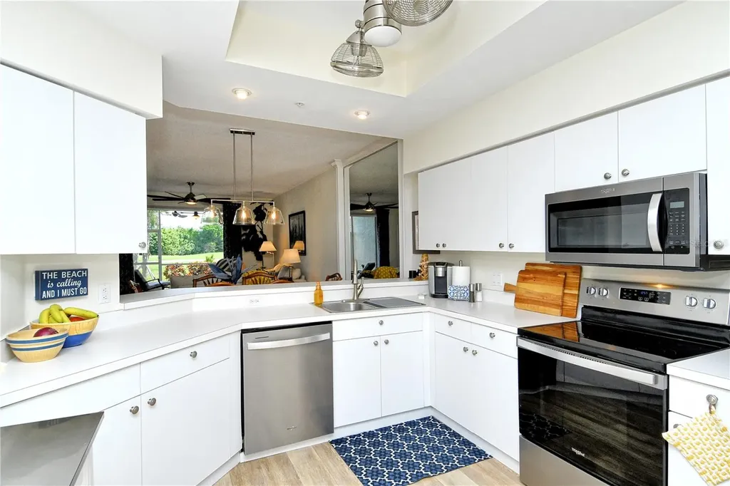 5221 Mahogany Run Avenue Sarasota FL 34241