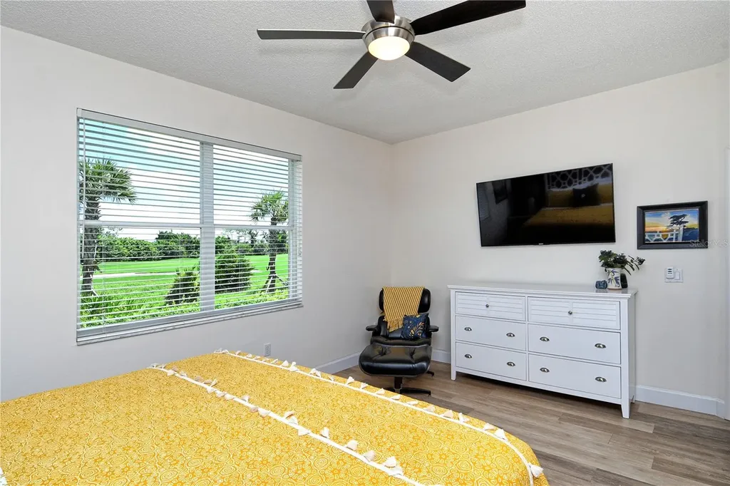 5221 Mahogany Run Avenue Sarasota FL 34241