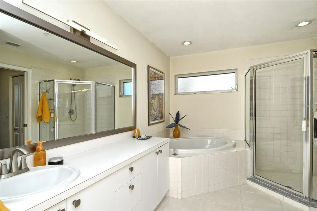 5221 Mahogany Run Avenue Sarasota FL 34241