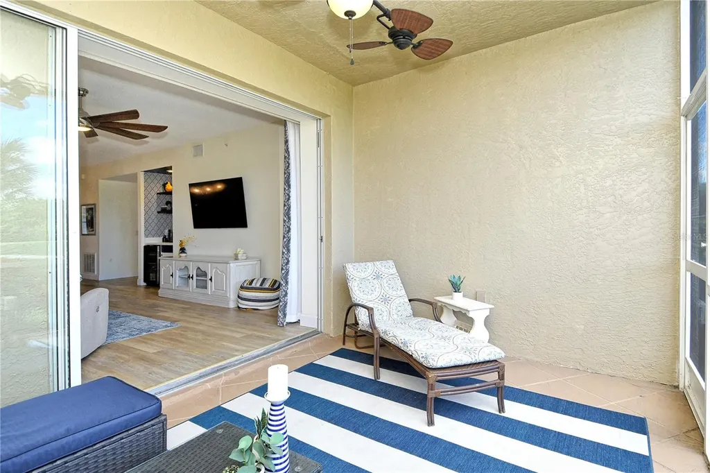 5221 Mahogany Run Avenue Sarasota FL 34241