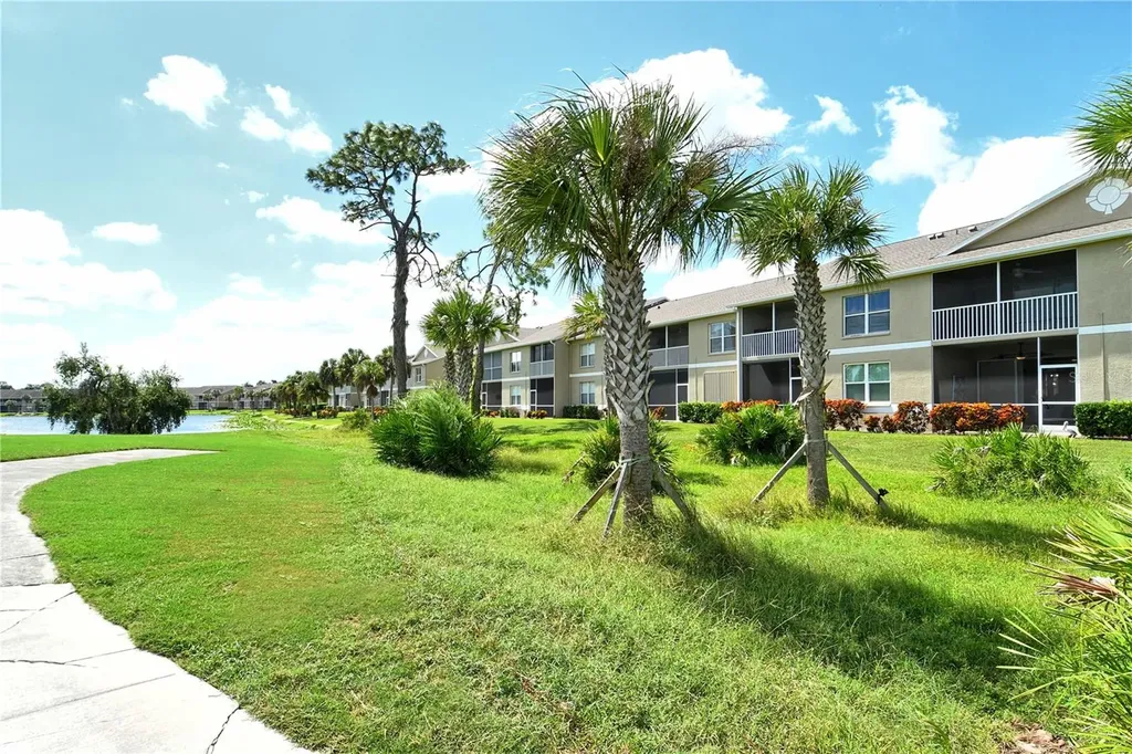 5221 Mahogany Run Avenue Sarasota FL 34241