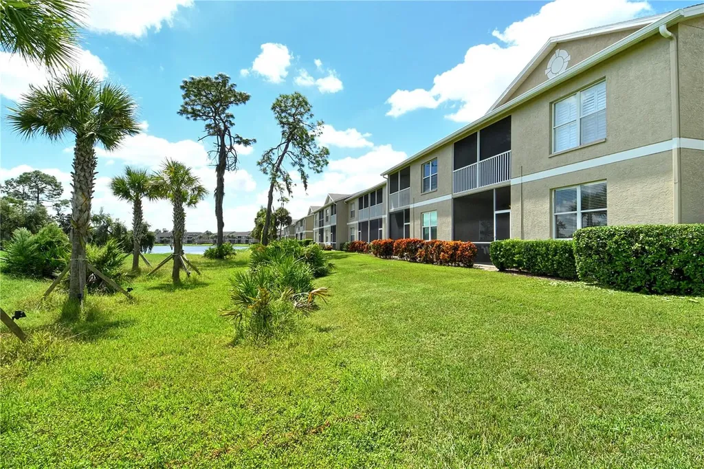 5221 Mahogany Run Avenue Sarasota FL 34241