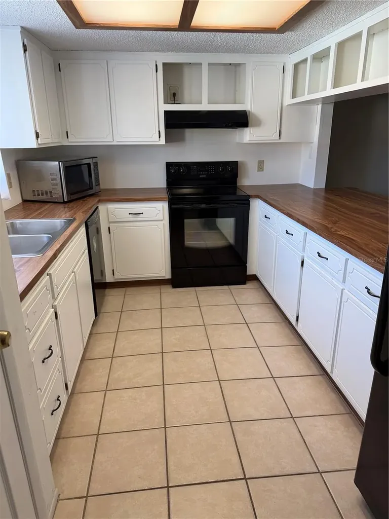 9980 Eagles Point Circle Port Richey FL 34668