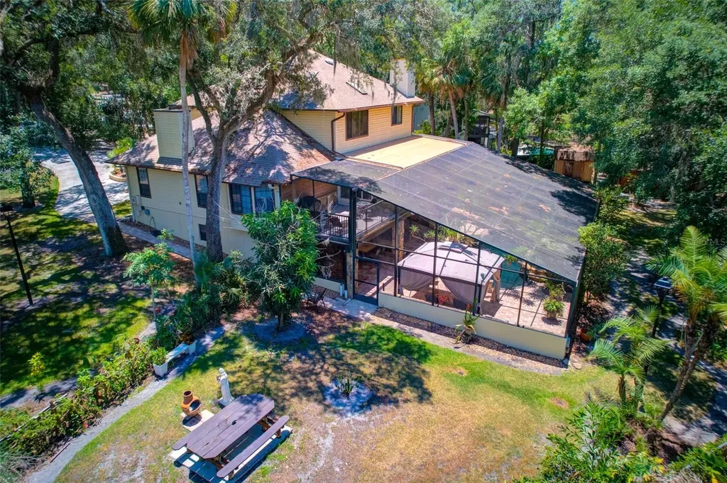 11526 River Country Drive Riverview FL 33569
