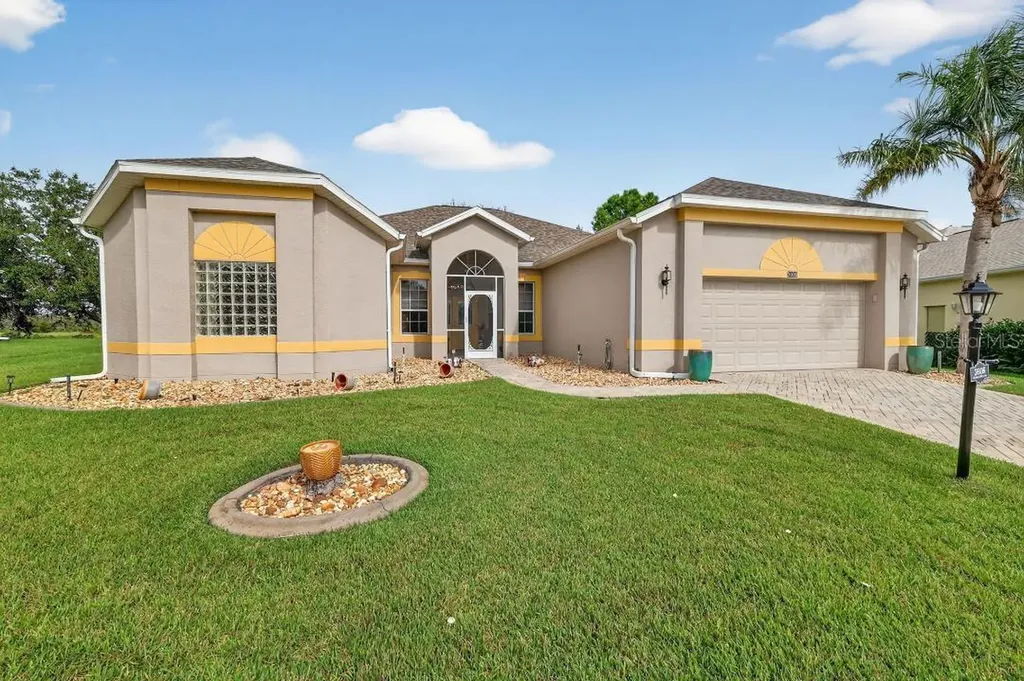 3606 Mulberry Grove Loop Leesburg FL 34748