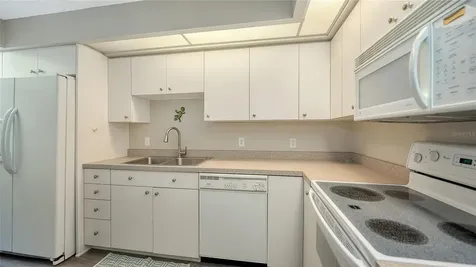 1975 Gulf Of Mexico Drive Longboat Key FL 34228