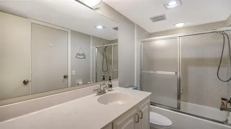 1975 Gulf Of Mexico Drive Longboat Key FL 34228