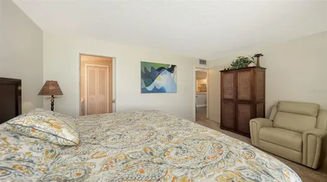 1975 Gulf Of Mexico Drive Longboat Key FL 34228